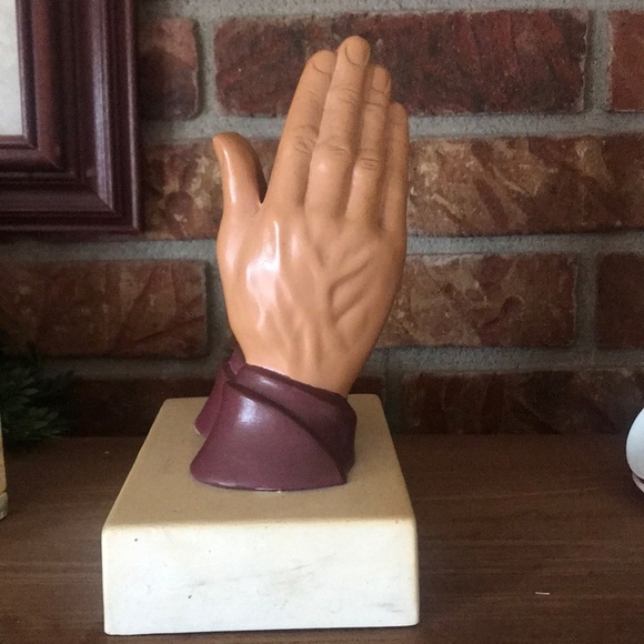 Rare Vintage 1960s Vatican Praying Hands Sculpture - Picture 2 of 6